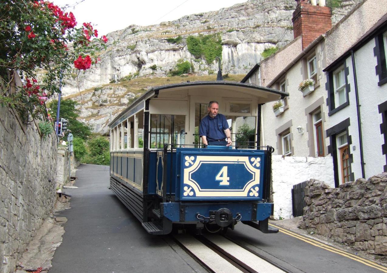 Gwesty Links Hotel Llandudno Exterior photo